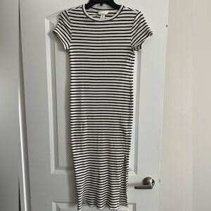 H&M Maternity Striped Ribbed Midi Dress